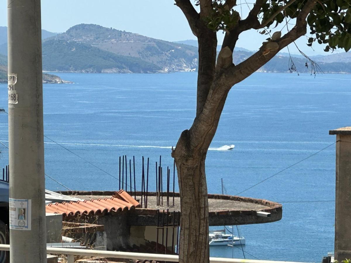 Sana Apartment Sarandë Esterno foto