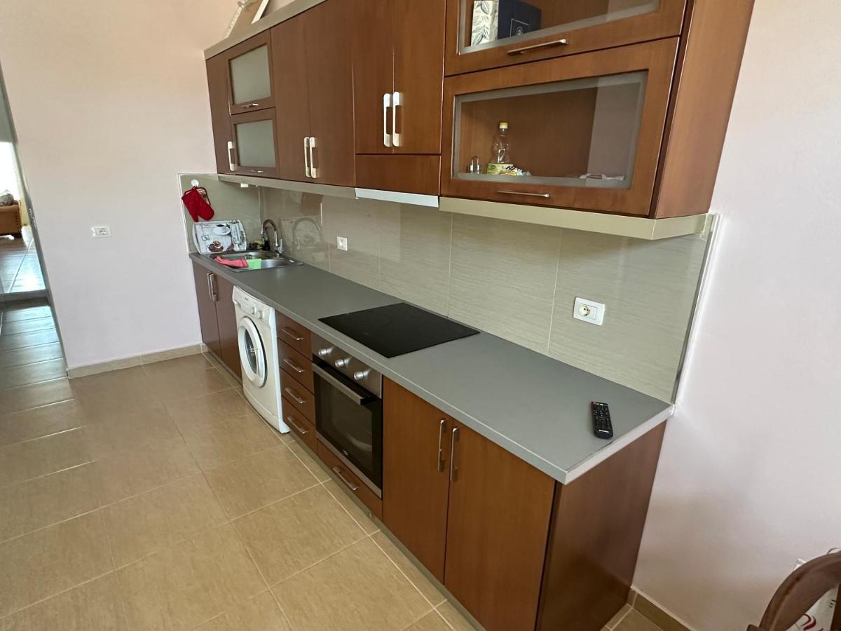 Sana Apartment Sarandë Esterno foto