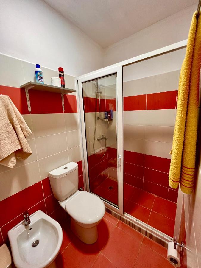 Sana Apartment Sarandë Esterno foto